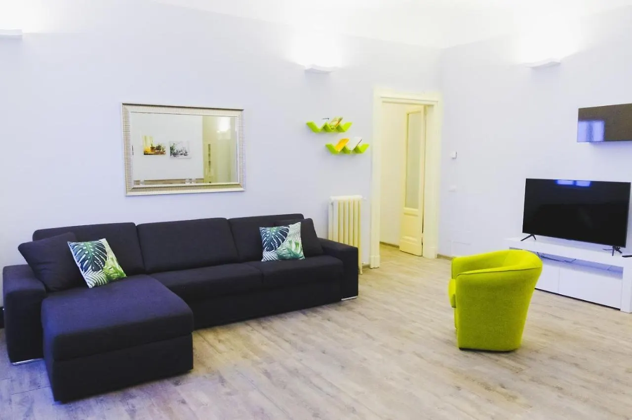 Book Now! Corso Buenos Aires & Loreto M1 Apartment Milan 0*,  Italy