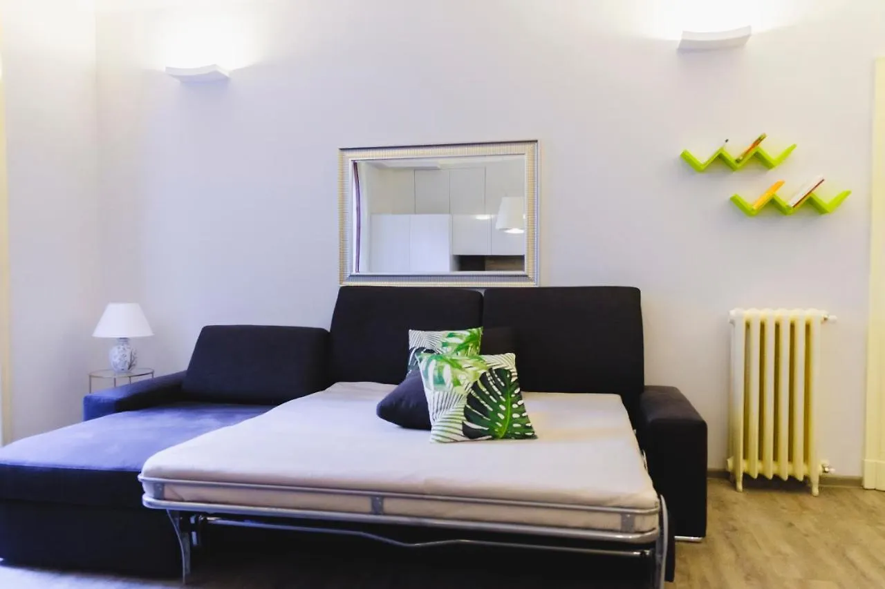 Book Now! Corso Buenos Aires & Loreto M1 Apartment Milan Italy